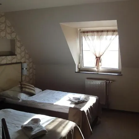 Tulipan Panzio Bed & Breakfast Komárom