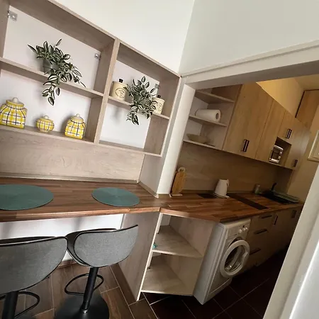 Tulipan Panzio 3* Komárom